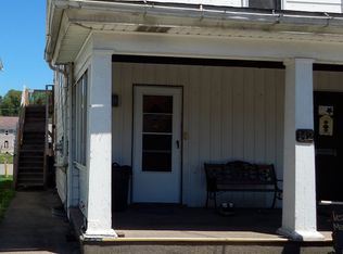 142 3rd St, California, PA 15419