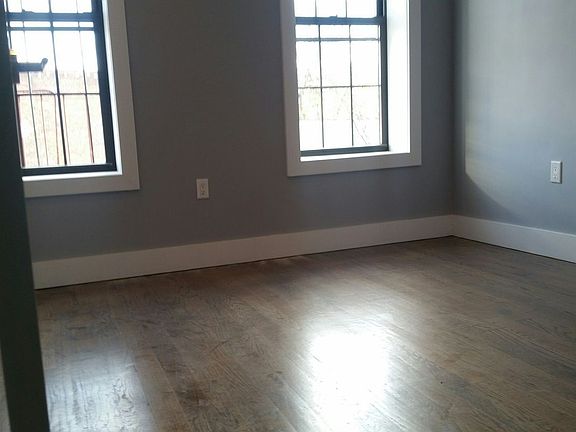 3rd image of 417 Throop Ave APT A1