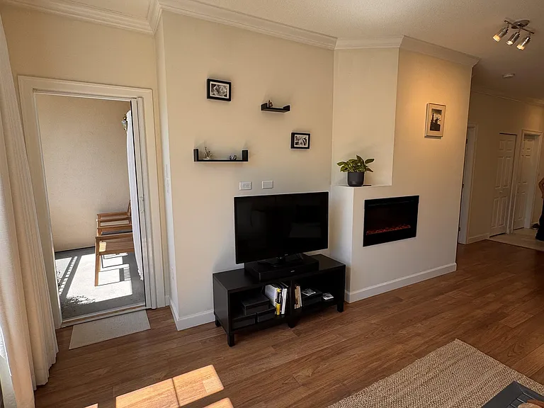 2985 Princess Cres #318 — Photo 9