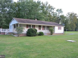 237 Middle Ln, Gore, VA 22637
