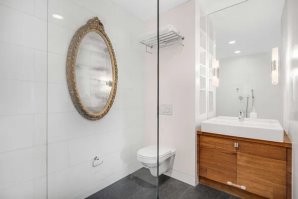 Sold by Coleman Real Estate Group | media 15