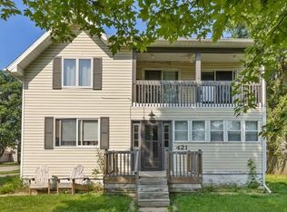 421 S Broas St, Belding, MI 48809