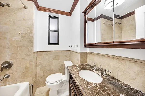 Rented by Douglas Elliman | media 17