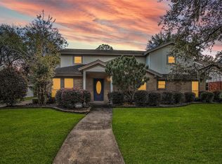 12527 Honeywood Trl, Houston, TX 77077