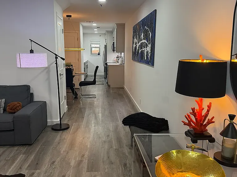 2718 Old Field Dr #302 — Photo 5