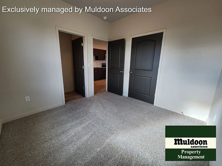 896 S Harmony Dr — Photo 6
