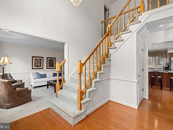 5th image of 10605 Winslow Dr