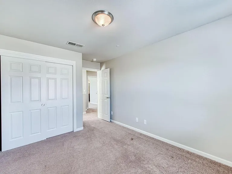 1304 Royalty Way — Photo 17