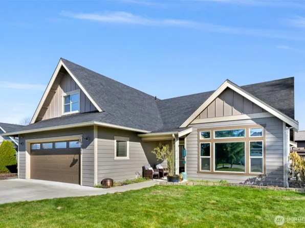 4590 Elmwood Drive, Blaine, WA 98230