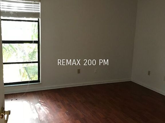 4th image of 1491 Connors Ln