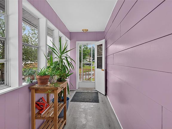 3rd image of 69 Byrd Avenue
