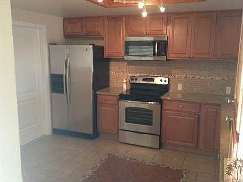 4th image of 53272 Avenida Vallejo