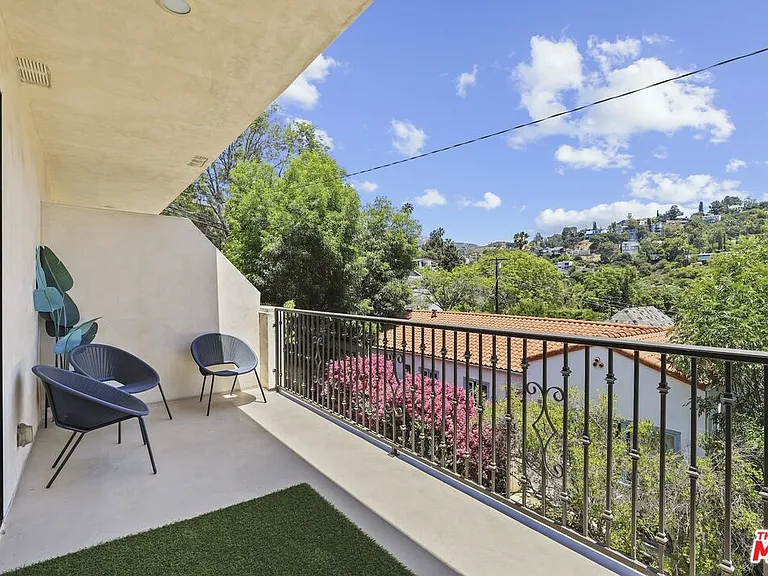 5940 Manola Way — Photo 38