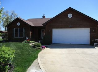 5298 Windward Ln, Celina, OH 45822