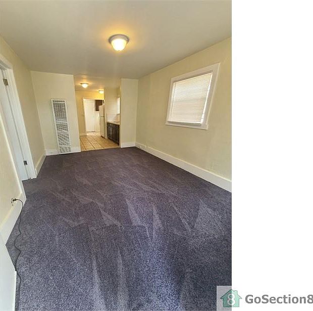 1st image of 1525 W 58th Pl