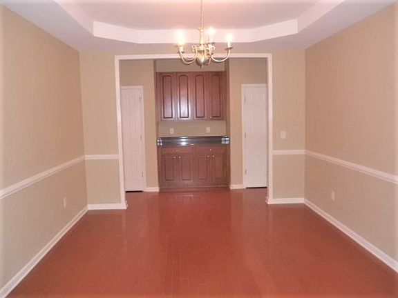 3rd image of 305 Timber Meadow Lake Dr