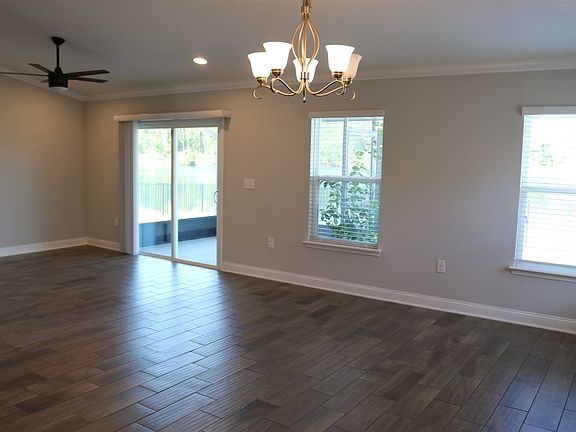 5th image of 238 Lost Lake Dr