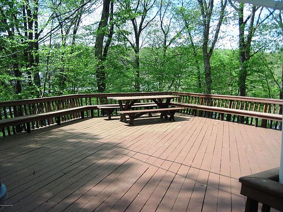 2nd image of 240 Sellersville Dr