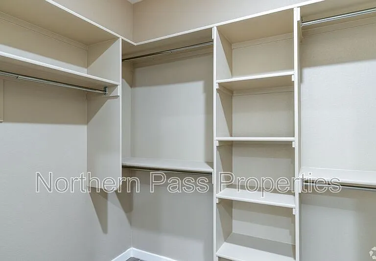 9779 McCombs St E #4 — Photo 9