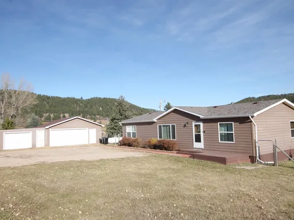 20748 Berry Ln, Sturgis, SD 57785