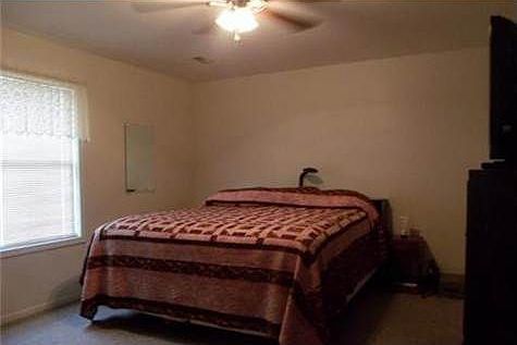 5th image of 321 N Grant St #1