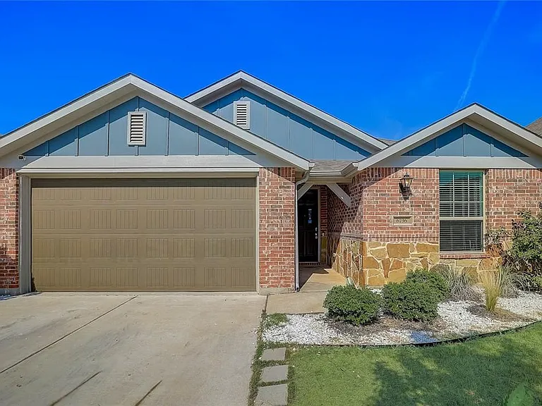 6736 Brindisi Pl — Photo 2