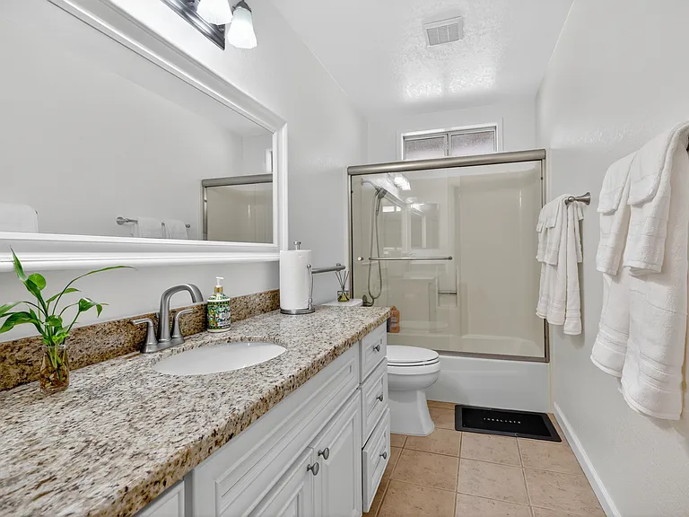 4790 Discovery Point — Photo 16