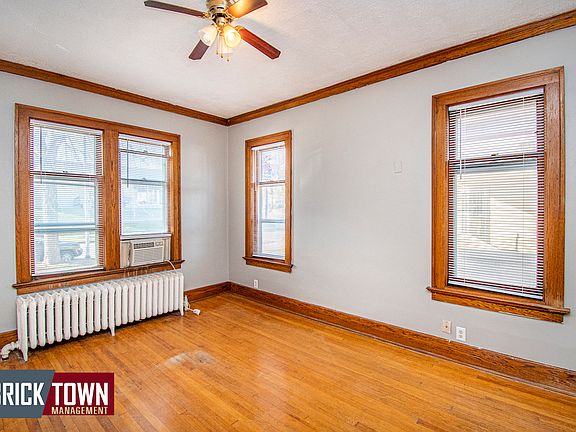 3rd image of 115 S 38th Ave #9