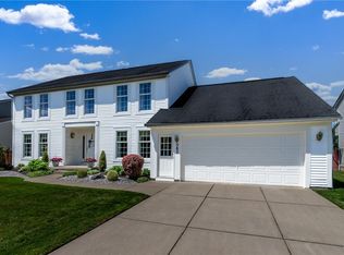 582 Kaymar Dr, Amherst, NY 14228