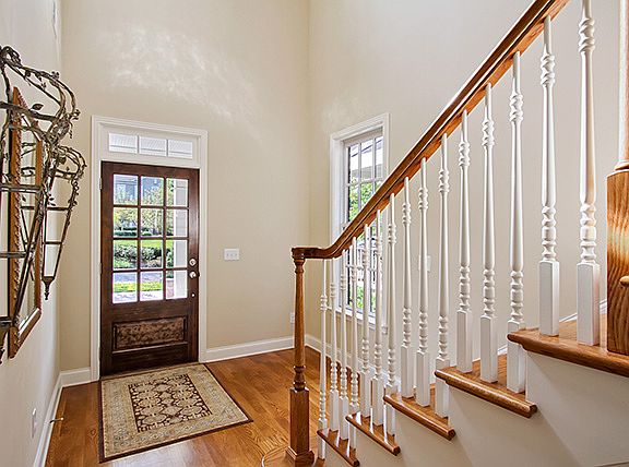 3rd image of 465 Wire Grass Ln