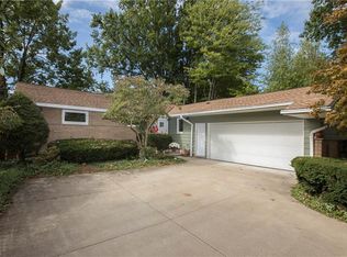 15489 Hickox Blvd, Middleburg Heights, OH 44130