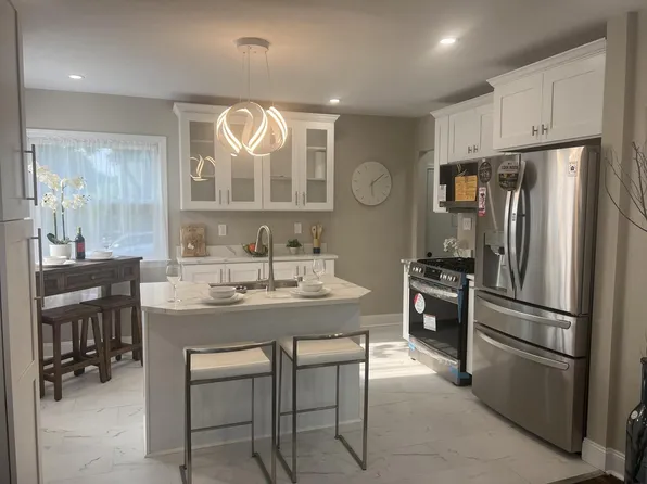 4174 North 68th STREET, Milwaukee, WI 53216