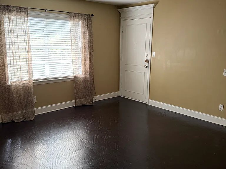 3535 Roswell Rd NE #F4 — Photo 12