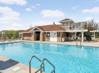 1988 Commonwealth Blvd UNIT 3, Chanhassen, MN 55317