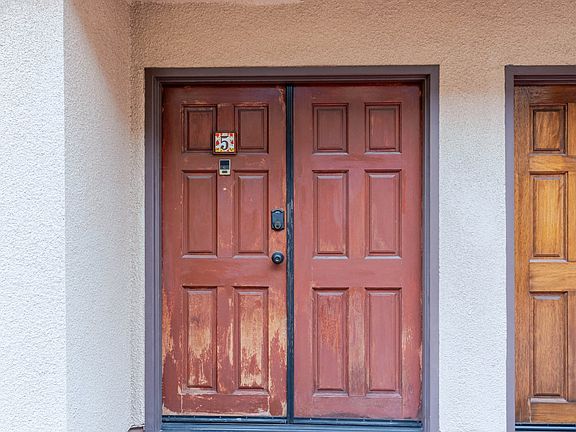 4th image of 5820 Yolanda Ave APT 5