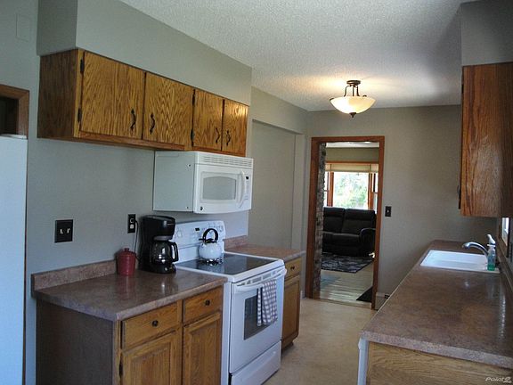 Edens Kitchen to LR 1