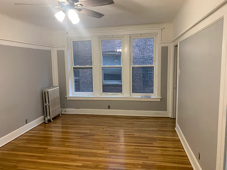 5352 N Winthrop Ave #2 — Photo 10