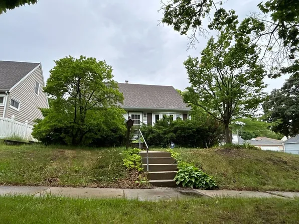 2601 S 65th St, Milwaukee, WI 53219