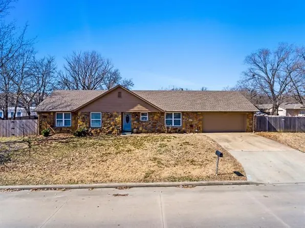 1631 Valley Pkwy, Claremore, OK 74017