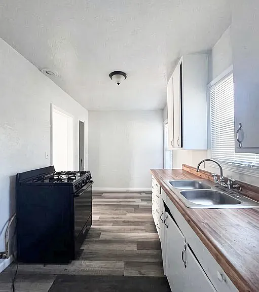 1112 Barberry Ln #6 — Photo 3
