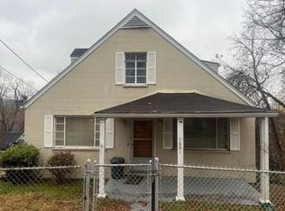 1601 Camden Dr, Charleston, WV 25302