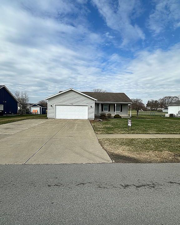 1st image of 795 Flat Rock Rd