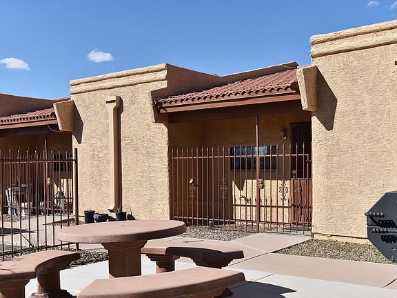 3rd image of 9615 N 16th St APT 3