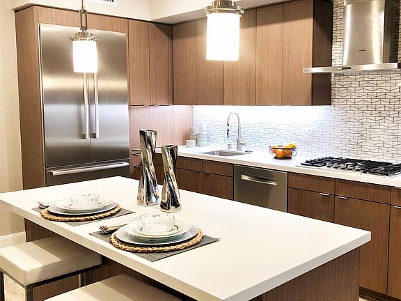 3rd image of 1767 Kettner Blvd #302
