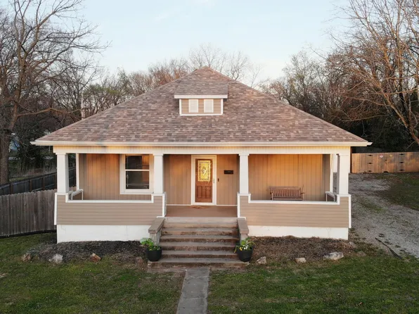 526 N Mccanse Street, Mt Vernon, MO 65712