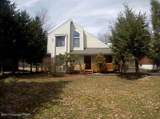 6460 Marvin Gdns, Tobyhanna, PA