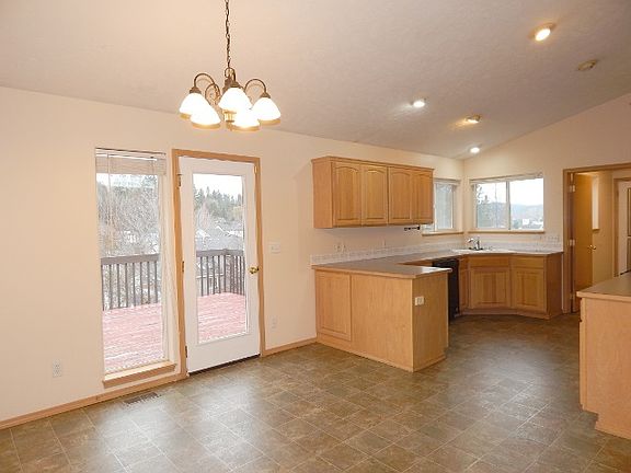 4th image of 1911 S Limerick Dr