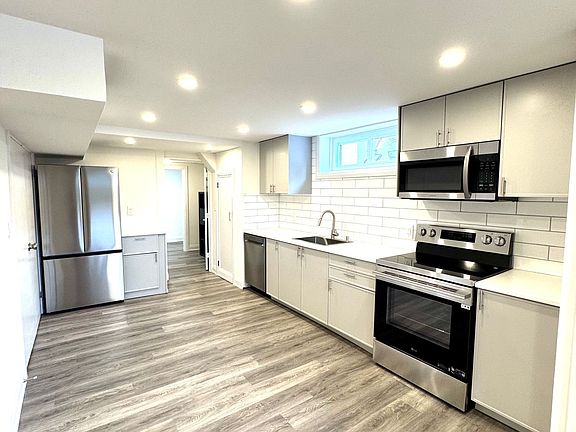 2nd image of 24 Millburn Dr #Basement