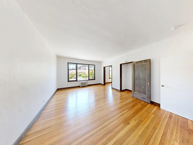 2605 Haste Street — Photo 32