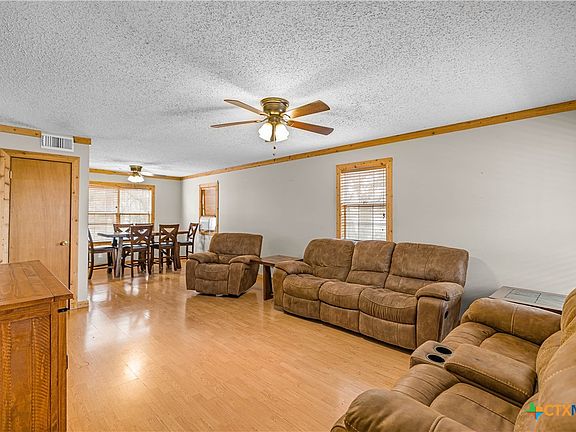 5th image of 60 Ewing Rd